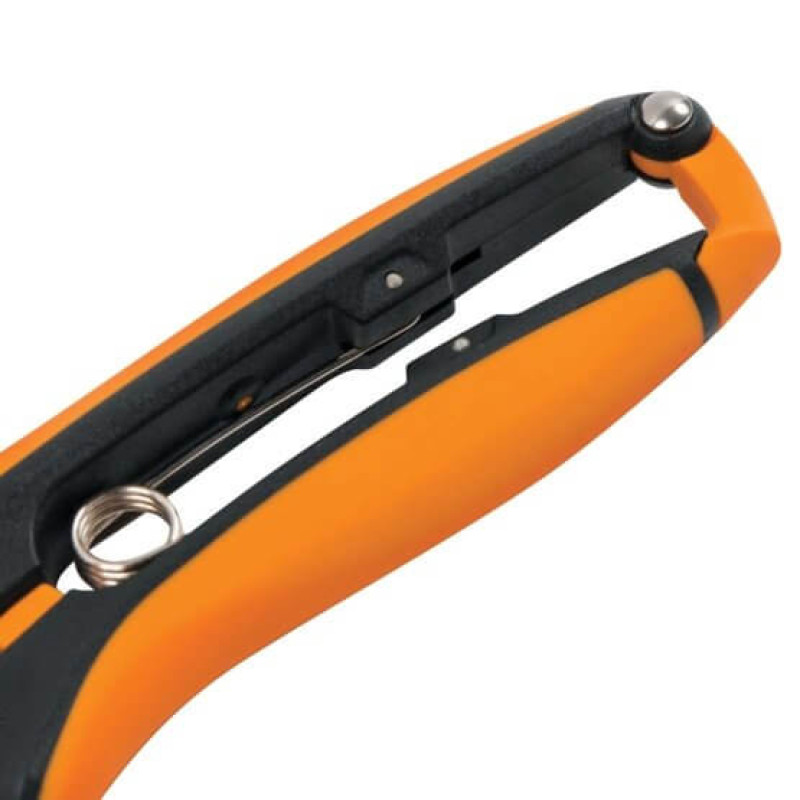 Ножиці для мікрообрізання Fiskars SP160 1063325
